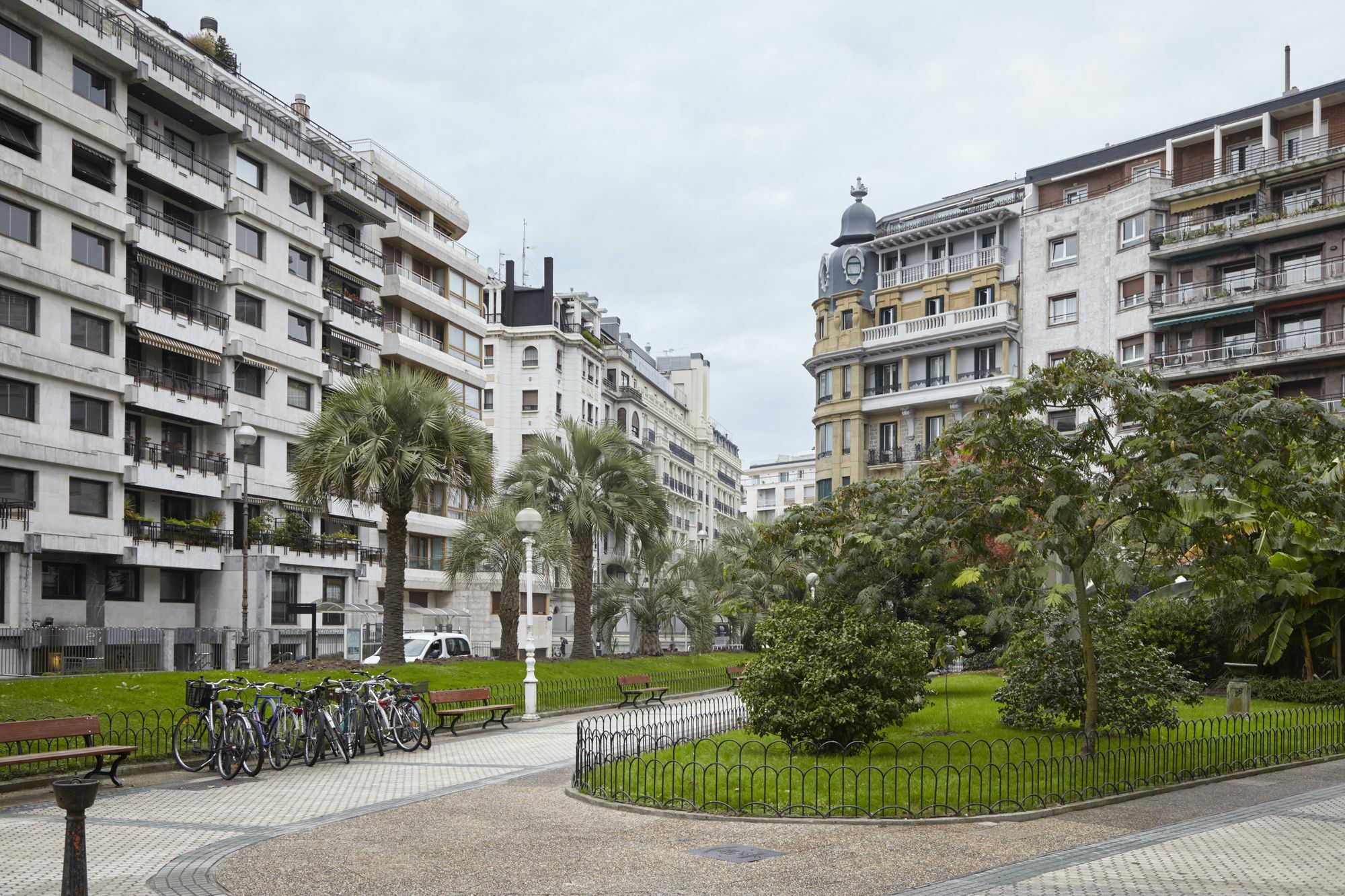 Zubiri Plaza By Feelfree Apartamento *